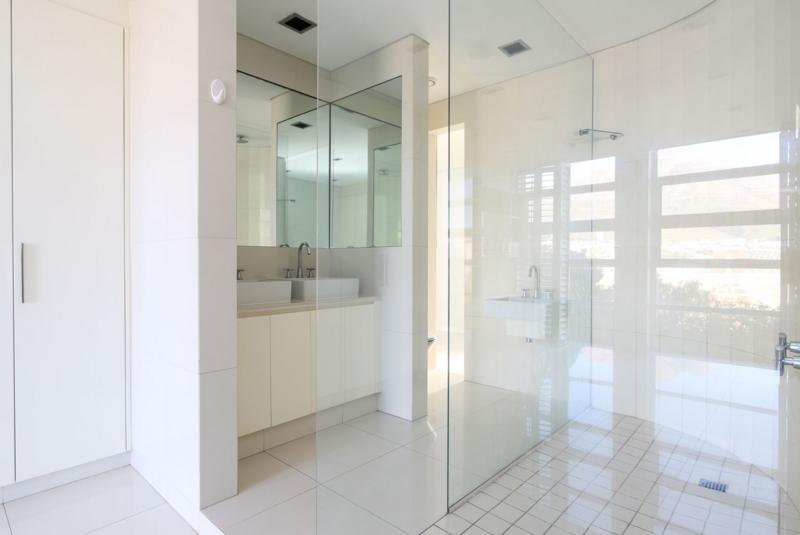 To Let 2 Bedroom Property for Rent in Cape Town City Centre Western Cape